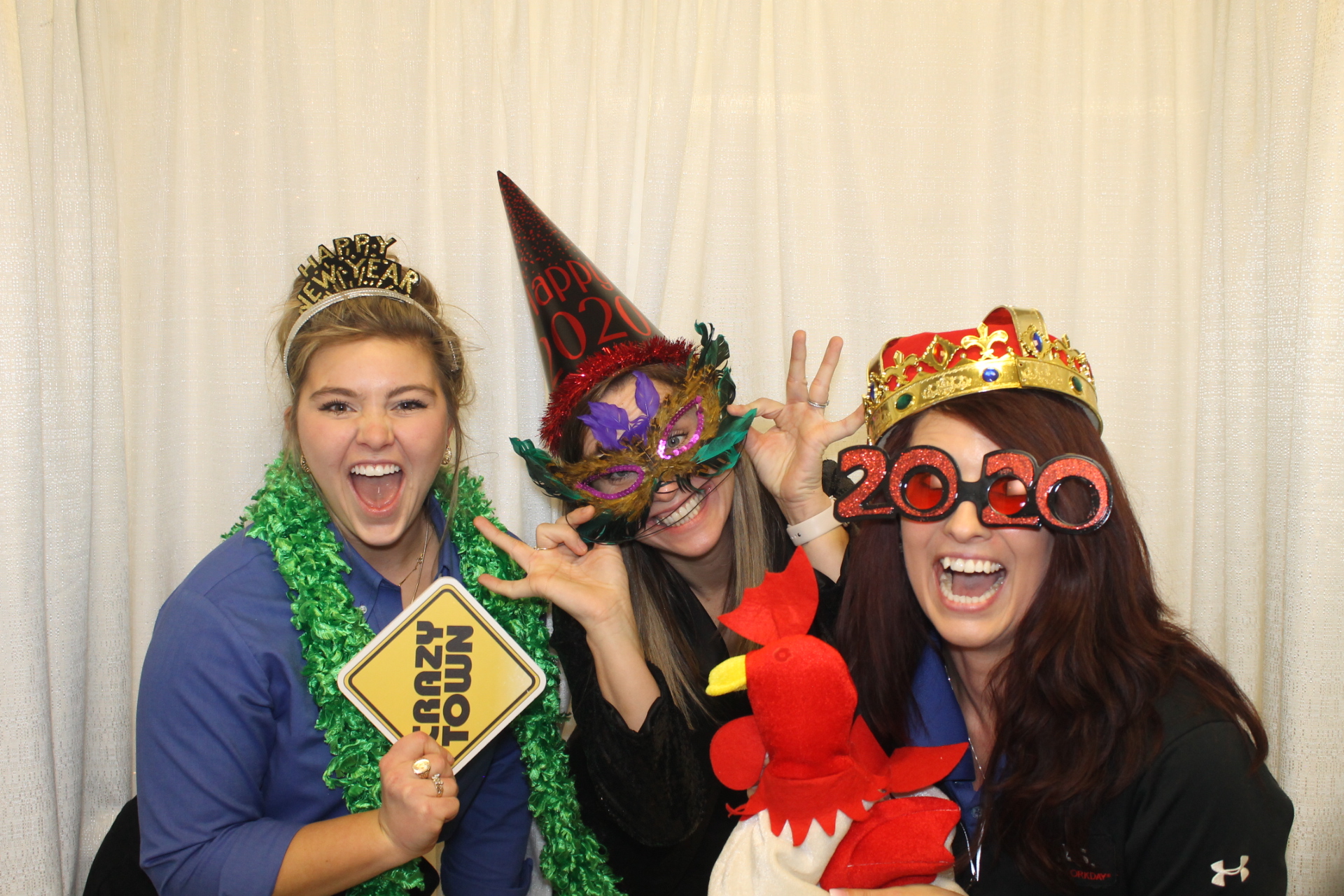 Cintas NYE Party | View more photos from the event at gallery.photoboothcincy.com/u/PhotoBoothCincy/Cintas-NYE-Party-0